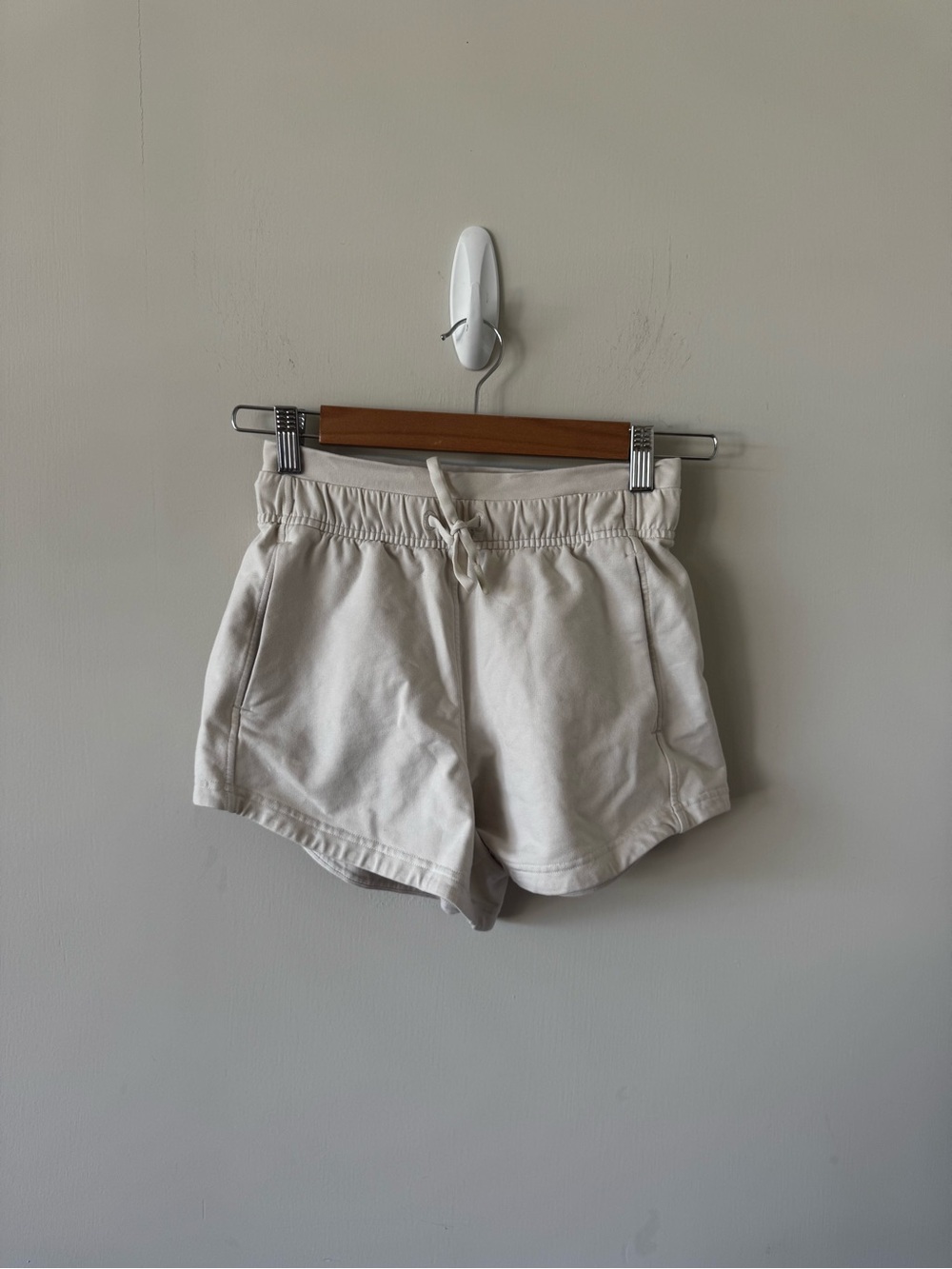 Lululemon Inner Glow Shorts Size 2